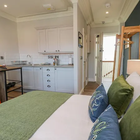 Fenby * Saltburn-by-the-Sea